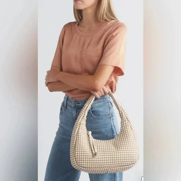 Steve Madden Win Woven Shoulder Bag - Picture 1 of 10